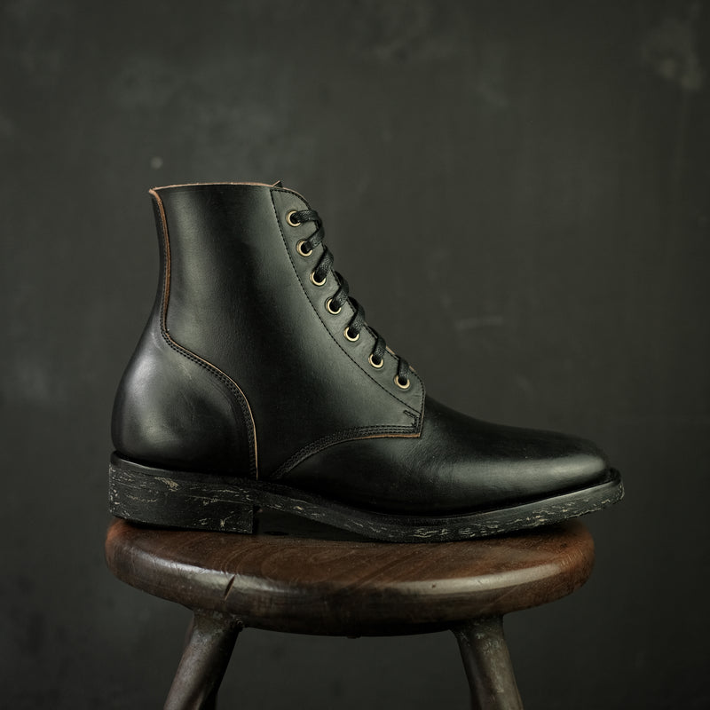 THE HAWK - THICK HORSEBUTT OVERDYED BLACK [PRE-ORDER]