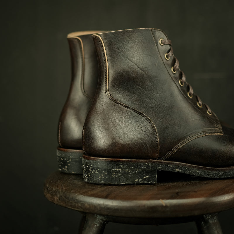 THE HAWK - THICK HORSEBUTT OVERDYED DARK BROWN [PRE-ORDER]