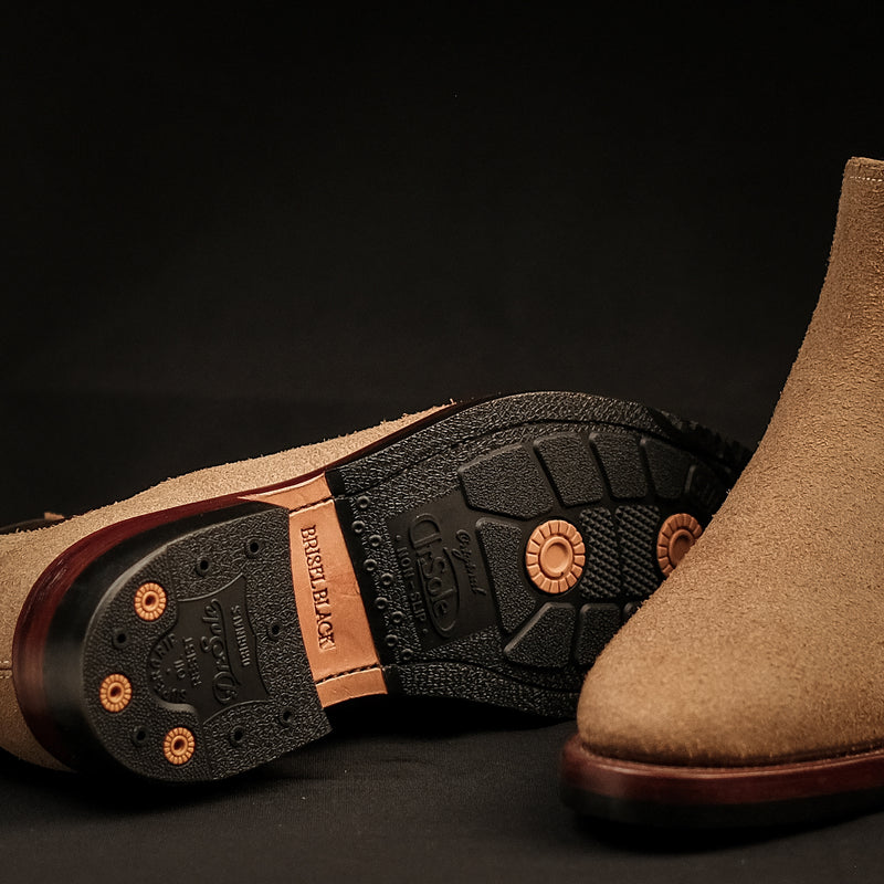 THE SEVENTH - ROUGH OUT NATURAL CXL HORWEEN [ SIZE 42 ]