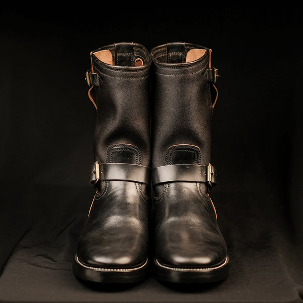 THE KEEPER 'TYPE 2' - HORSEBUTT x SNUFF OVERDYED BLACK [ SIZE 43 ]