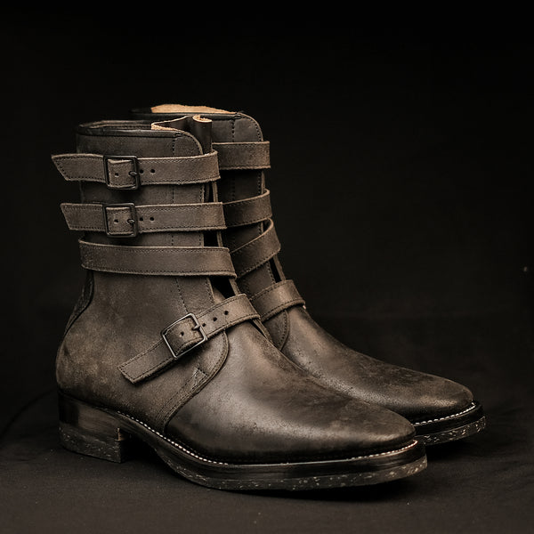 THE HANKER - BLACK REVERSE WAXED HORSEBUTT [ SIZE 42 ]