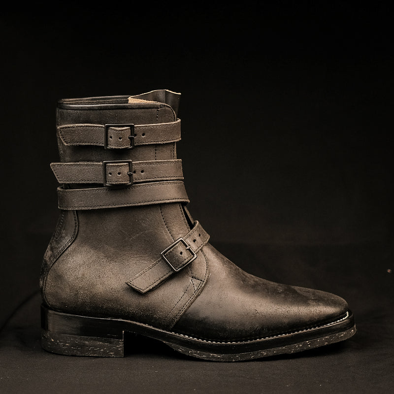 THE HANKER - BLACK REVERSE WAXED HORSEBUTT [ SIZE 42 ]